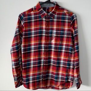 Uniqlo Plaid Long Sleeve Button Down